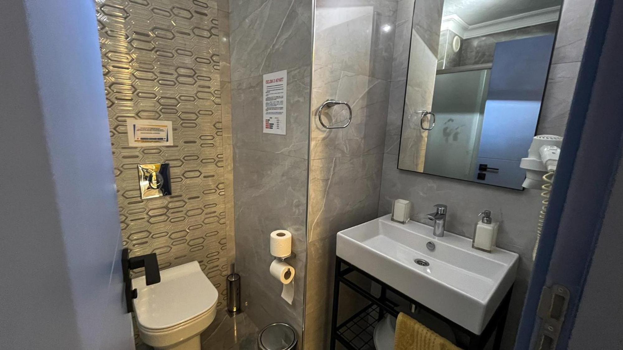 Ozlem 2 Apart Hotel Marmaris Ngoại thất bức ảnh