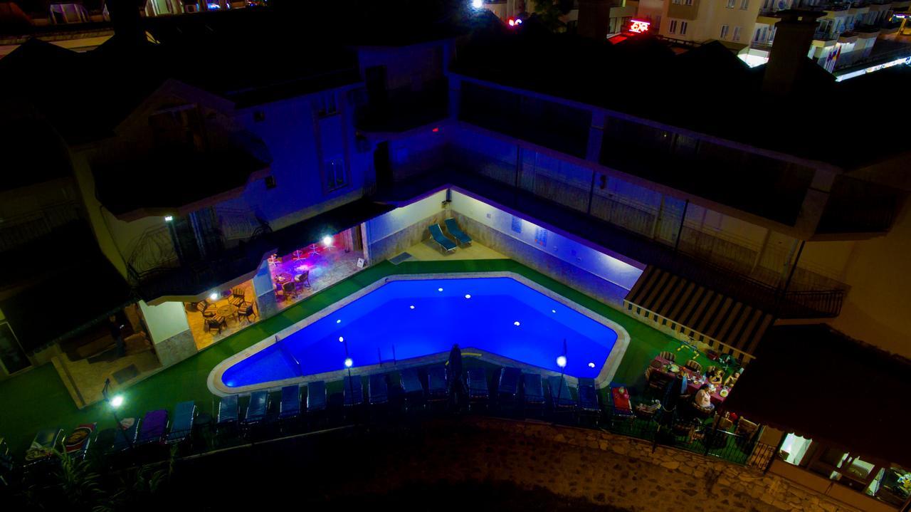 Ozlem 2 Apart Hotel Marmaris Ngoại thất bức ảnh